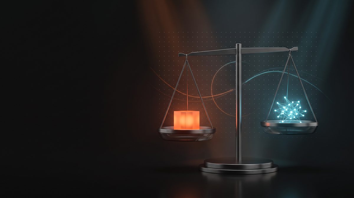 Una bilancia a due piatti con un cubo arancione luminoso a sinistra e una rete blu brillante a destra.